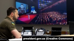 Președintele Ucrainei a vorbit la deschiderea celei de-a 75-a ediții anuale a Festivalului de Film de la Cannes din Franța, 17 mai 2022.