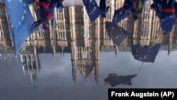 Протести проти виходу Британії з ЄС не припиняються. Лондон, 3 грудня 2018 року