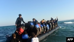 د افغان حکومت د معلوماتو له مخې تېر میلادي کال دوه نیم لکه افغانانو په اروپايي هېوادونو کې د پناه غوښتنه کړې