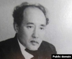 Мухтар Ауэзов.