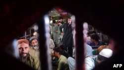 حکومت پاکستان شماری از پناهجویان افغان را پس از بازداشت اخراج کرده است - تصویر از آرشیف