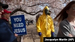 Сцена в Гейтерсберге, штат Мэриленд. США, 22 марта 2020 года.