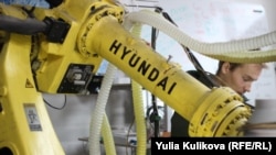 На заводе по переработке отходов. Иллюстративное фото