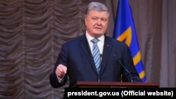 Порошенко: Росія має бути притягнута до відповідальності, якщо не звільнить моряків