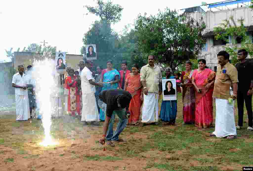 Жителі штату Таміл-Наду в Індії збираються, щоб відсвяткувати перемогу обраної віцепрезидентки США Камали Гарріс, у селі Паїнґанаду, що поруч із селом Туласендрапурам, де народився і виріс дід політикині по материнській лінії