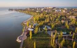 Вигляд на сучасний Таганріг із висоти пташиного польоту