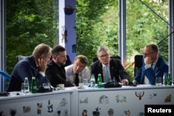 Європейські лідери і президент України телефонують президенту США. Тирана, 16 травня 2025 року