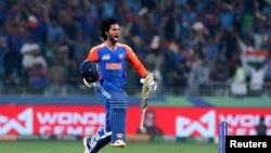 د هند ګټونکی لوبغاړی تیلک ورما چې ۶۹ چټکې منډې یې فاینل کې وکړې او خپل ټیم یې بري ته ورساوه