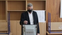 Служебният министър-председател Стефан Янев