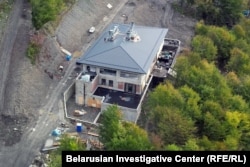 Самы вялікі трохпапярховы катэдж. Здымак з дрону зроблены ў кастрычніку 2025 году