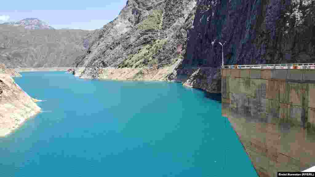 2007-2008-жылдары "Токтогулдагы" суу 7-8 млрд. куб метрге чейин азайып, элге электр энергиясын берүүгө чектөө киргизилген.