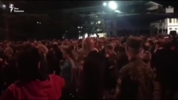 Акция протеста в югоосетинской столице продолжается