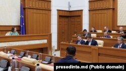 Imagine de arhivă de la una dintre ședințele Consiliului Suprem de Securitate, prezidată de președinta Maia Sandu. În prezent, CSS este un organ consultativ, însă deciziile acestuia ar putea deveni obligatorii.