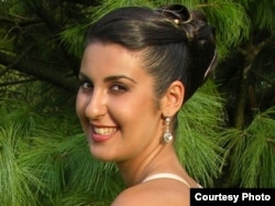 نازنین پوینده