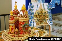 Розпис на дереві