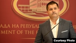 Портпарол на Владата на Македонија, Миле Бошњаковски 