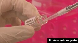 Повече от 100 кандидати за ваксина срещу коронавируса са регистрирани в СЗО, няколко от тях са в последна фаза на клинични изпитания