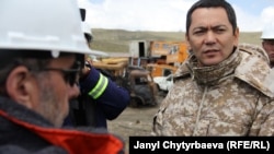 Өмүрбек Бабанов Кумтөрдө. 6-июль, 2012-жыл