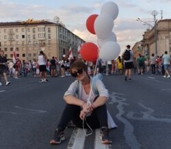 Ілона на мірным маршы ў Менску.