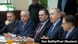 Премьер-министр Нетаняху өкмөт жыйынында. 25-декабрь, 2016-жыл.