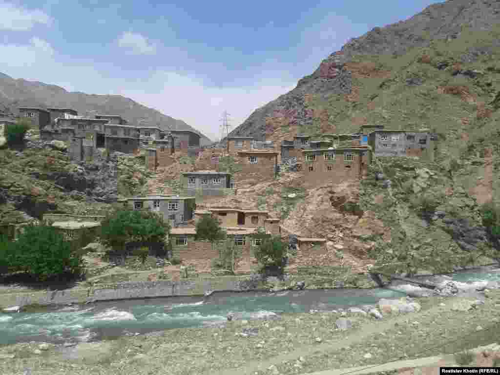 A typical Afghan village, where houses are built on hilltops from stone, clay, or concrete.&nbsp;