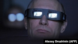 Володимир Путін відвідує московський планетарій у День космонавтики