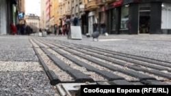 Ремонтът на столичната улица беше силно критикуван от специалисти и граждани заради високата си цена и лошото изпълнение.