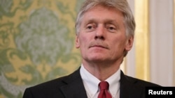 На запитання про коментар щодо заяви президента США Дональда Трампа Пєсков відповів: «Ми розуміємо, що нам, ймовірно, потрібно почекати на чіткіші заяви, якщо такі будуть»