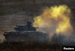 Працює танк ЗСУ