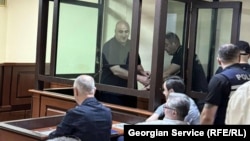 Ника Меля в зале суда