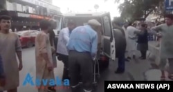Oamenii răniți în explozie au ajuns la spitalul din Kabul