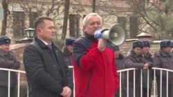 Текебаев менен Чотонов камакта калды