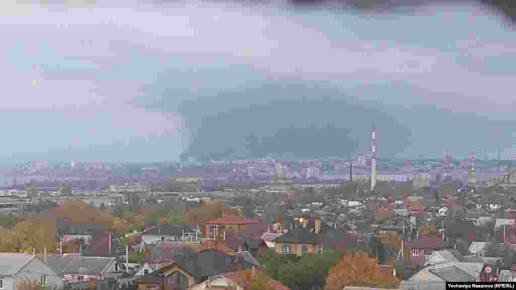 Orașul Zaporojie a fost, de asemenea, vizat de atacul cu rachete rusești, primarul afirmând că în oraș au avut loc ulterior mai multe pene de curent.