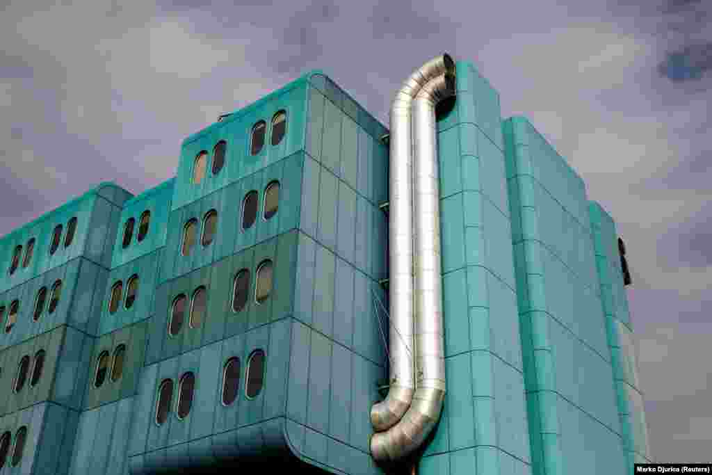 Болница Дубрава во Загреб, Хрватска.Поминаа години од војните во поранешна Југославија, а луѓето повторно се заинтересираа за архитектурата на нивната поранешна заедничка држава, забележува Ројтерс.