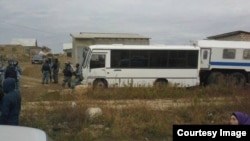 Крымдагы Страгонкага келген укук органдары. 12-октябрь, 2016-жыл