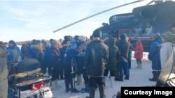 Торжественные проводы контрактников из Седанки на войну