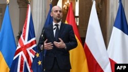 Глава французского МИДа призвал избежать ошибок, допущенных на предыдущих переговорах «три года назад»