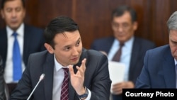 Аскар Сыдыков.