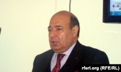 آذرخش حافظی آگاه مسایل اقتصادی