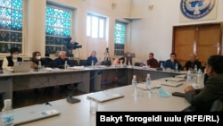 Адам укуктары, эркиндиги жана милдеттери cекциясындагы талкуу. 21-ноябрь, 2020-жыл.