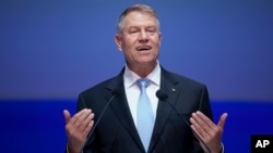Președintele Klaus Iohannis s-a delimitat de inițiativa PNL care îl ajuta să candideze ca independent pe listele partidului. 