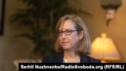 Крістіна Квін 