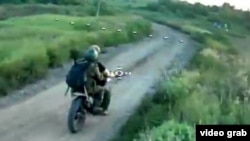 «Мотоцикл – це штука швидка. Там вже кожна секунда була на рахунку. Все вижимаєш з того дрона, щоб долетіти туди швидше»