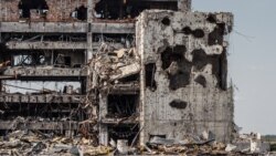 Руїни Донецького аеропорту після обстрілів російськими гібридними військами