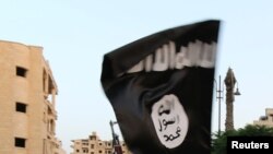 د داعش ډلې بیرغ