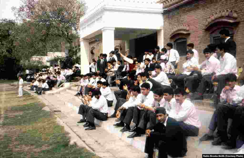 Cricket matches attracted noisy student spectators. 