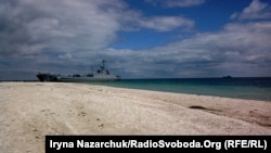 Середній десантний корабель «Юрій Олефіренко» на Тендрівській косі (Херсонська область), липень 2017 року