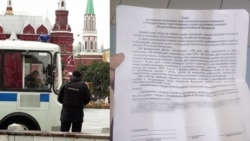 В Москве мигранта из Узбекистана задержали полицейские и требовали подписать военный контракт 