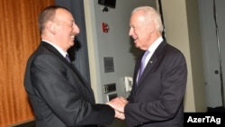 Ջո Բայդենը ԱՄՆ փոխնախագահի պաշտոնում հանդիպում է Ադրբեջանի նախագահ Իլհամ Ալիևի հետ, մարտ, 2016թ․