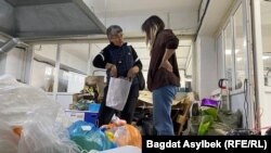 Жанар Секербаева Алматыдағы экохабта.